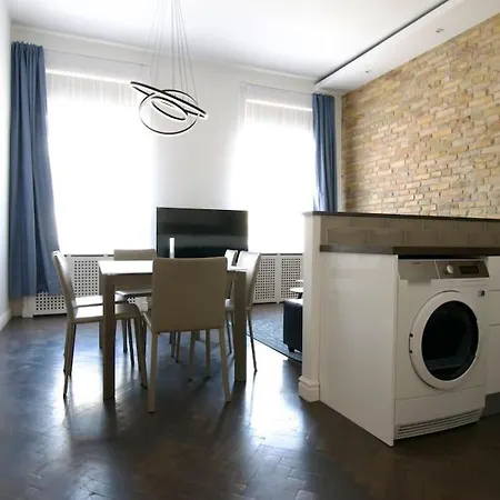 Premium By Hi5- Anker Apartament *