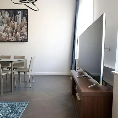 Apartment Premium By Hi5- Anker *