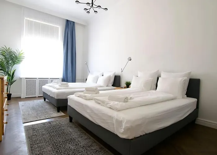 Premium By Hi5- Anker * Budapest